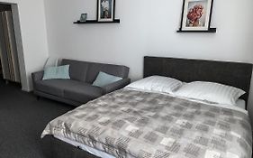 Apartman J&J Besenova